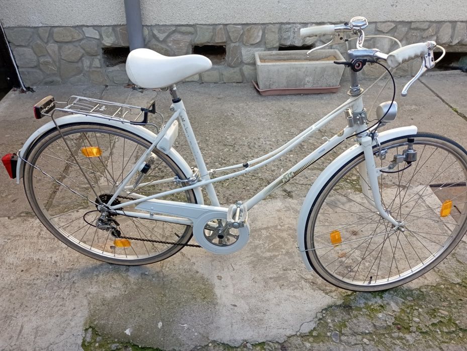 Vând Bicicleta KTM