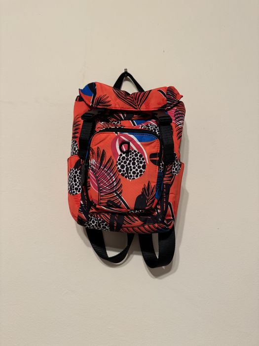 Rucsac Desigual colorat cu imprimeu floral tropical