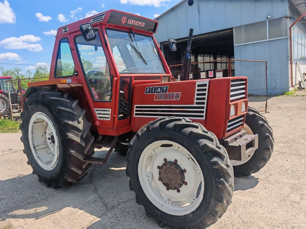 Tractor Fiat 780 DTH