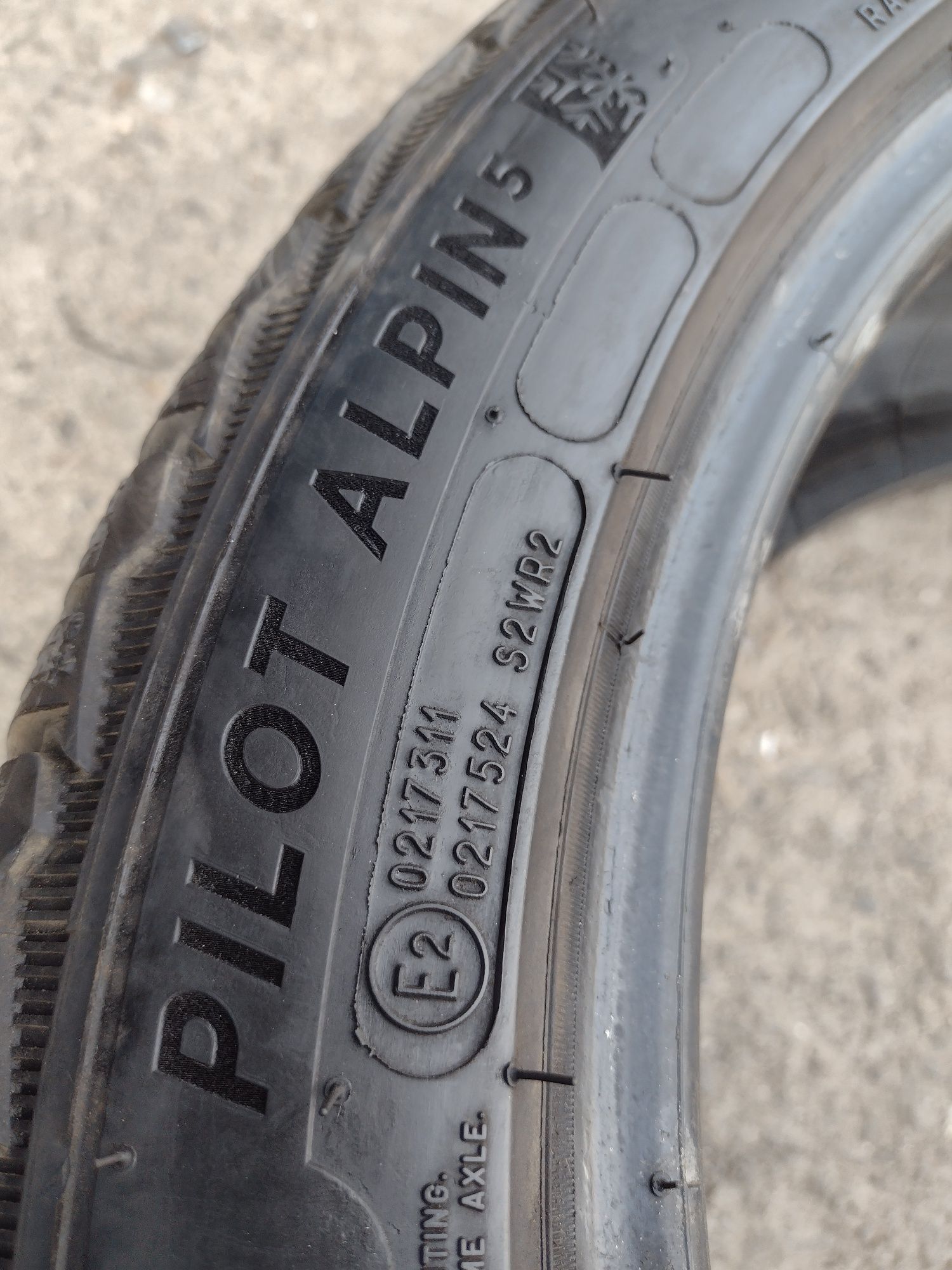 Топ състояние 4бр.235/45/18 Michelin PA5 dot2622