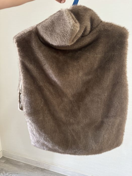 Продам манишку не дорого