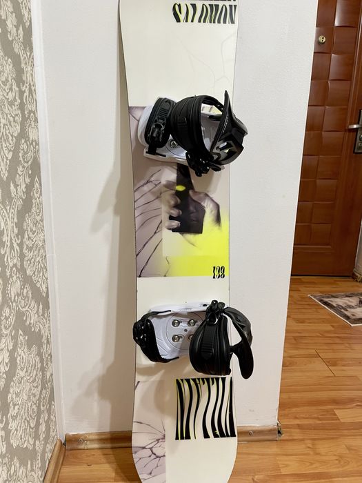 Placa snowboard 138 cm salomon. Cu legaturi