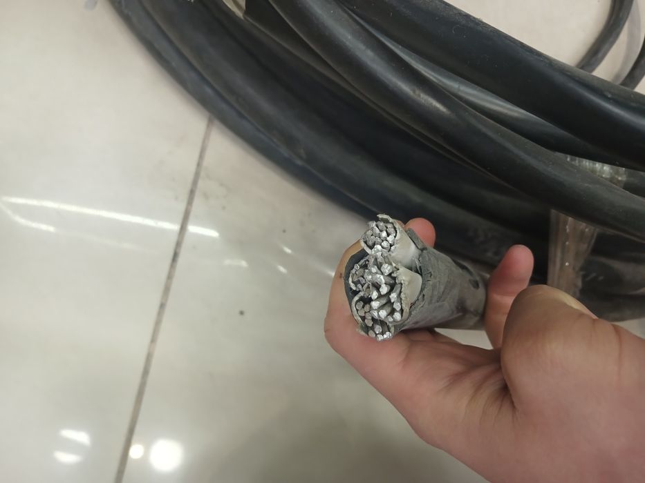 Turli xildagi shitlar,kabellar, premium sifatli hamyonbob avtamatlar