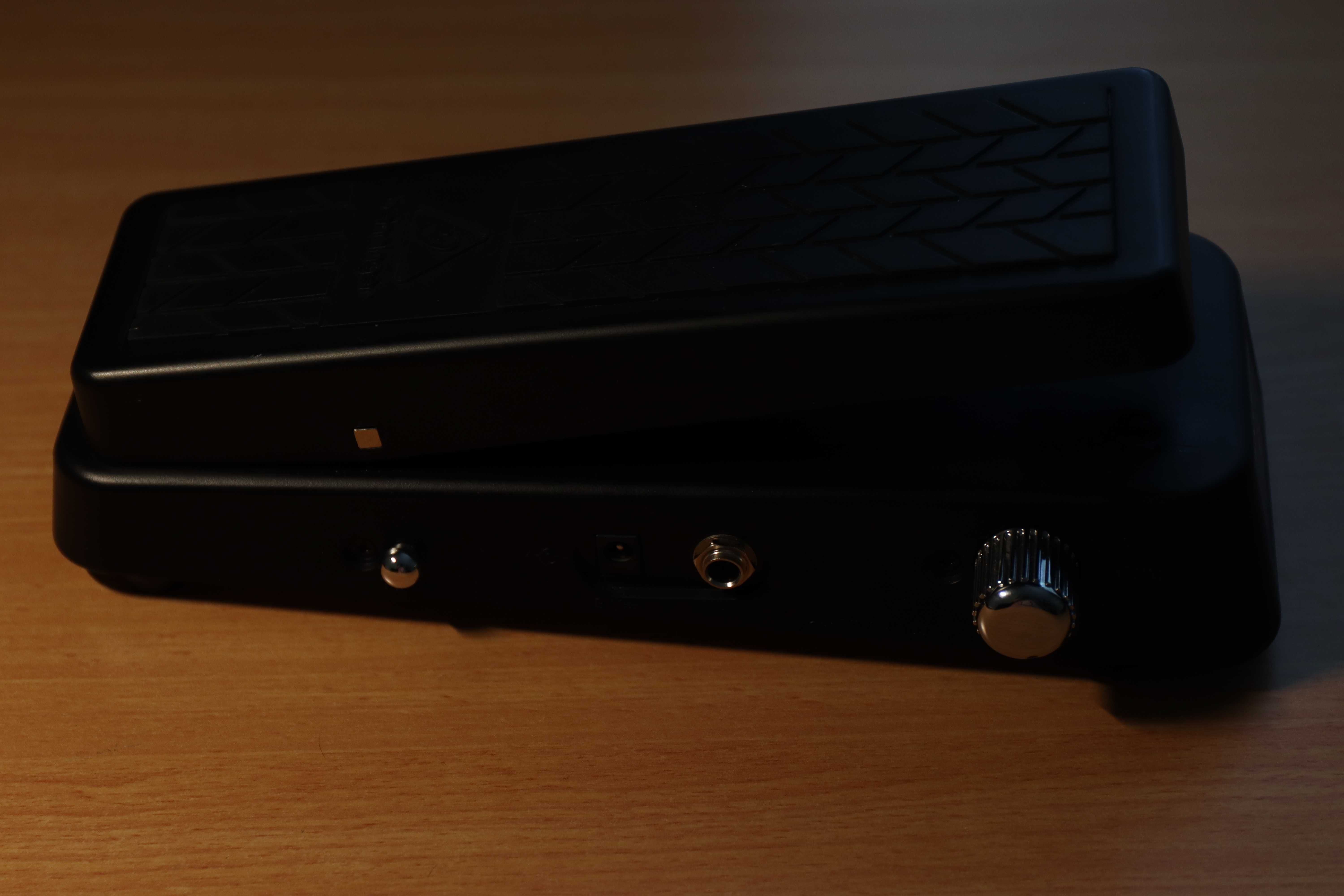 Pedala wah wah Behringer HB01 (chitara)