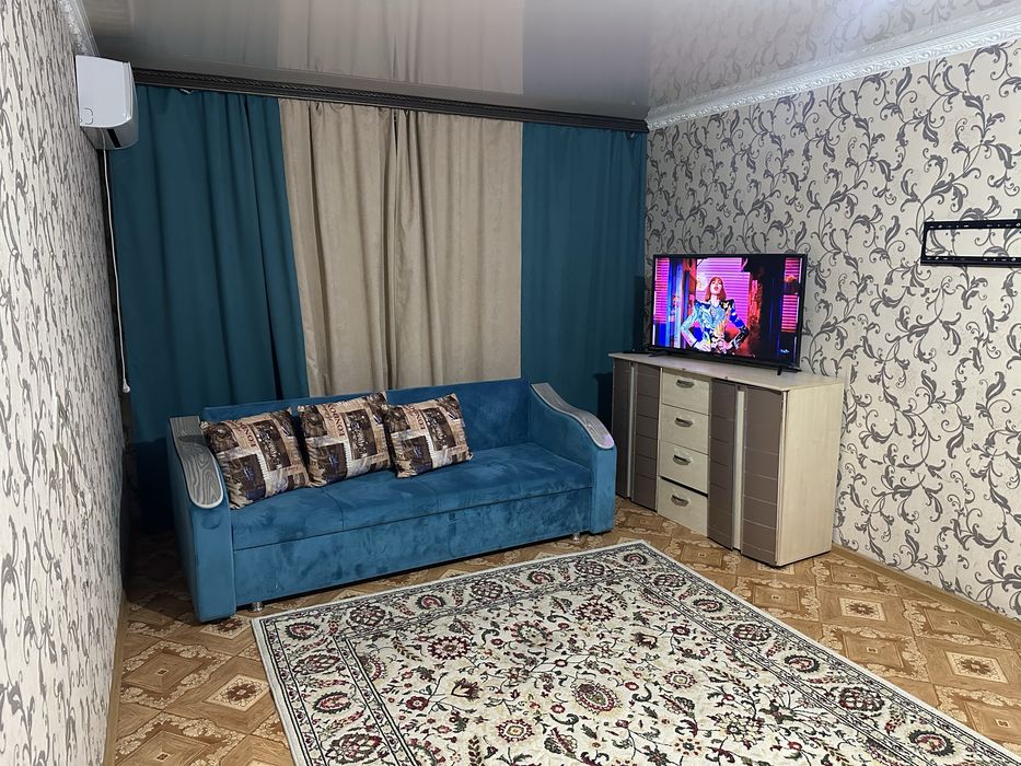 Сдам 2 комнатную квартиру 12 мкрн