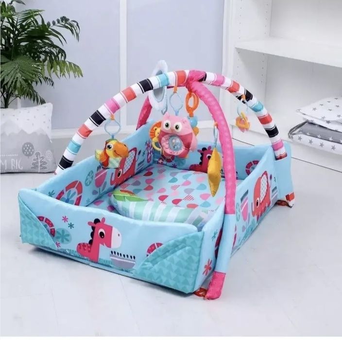 Игровой коврик 3в1 с бортиками. В хорошем состоянии