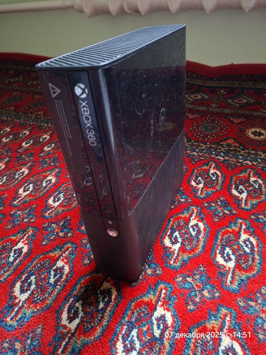 Xbox 360 игравой приставка