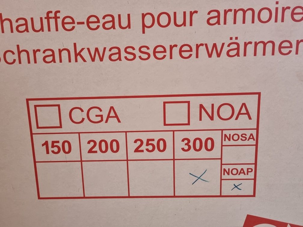 Boiler electric cu doua rezistente.Cipag Elvetia. 300 litri nou.