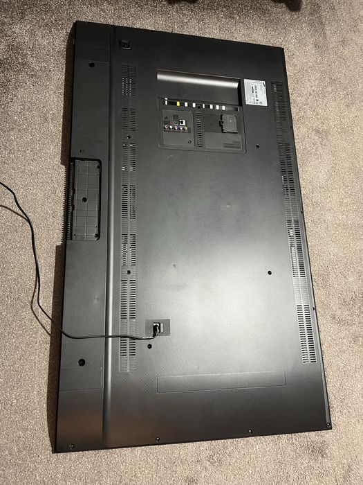 Vând televizor Samsung 55” – Model UE55JUG6400W