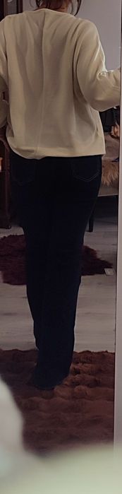 Bluza alb-unt nouă, nepurtata, marimea L