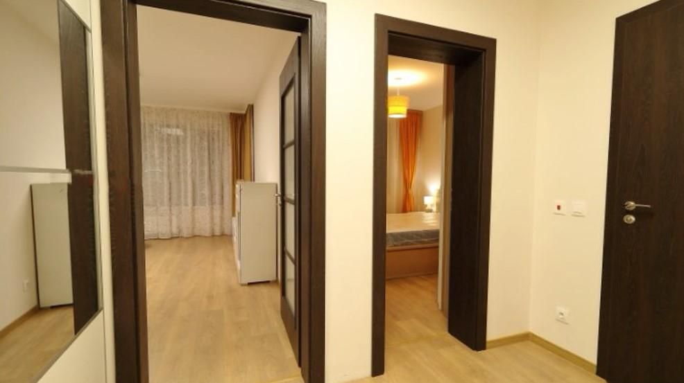 Дава се под наем Двустаен апартамент в София, Дружба 1 - 67 кв.м за 649 € - Снимка #2