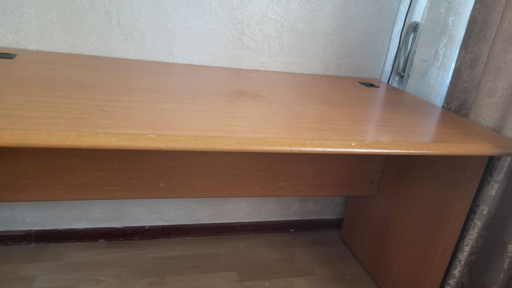 Стол деревянныйстол  письменный цвет орехрех