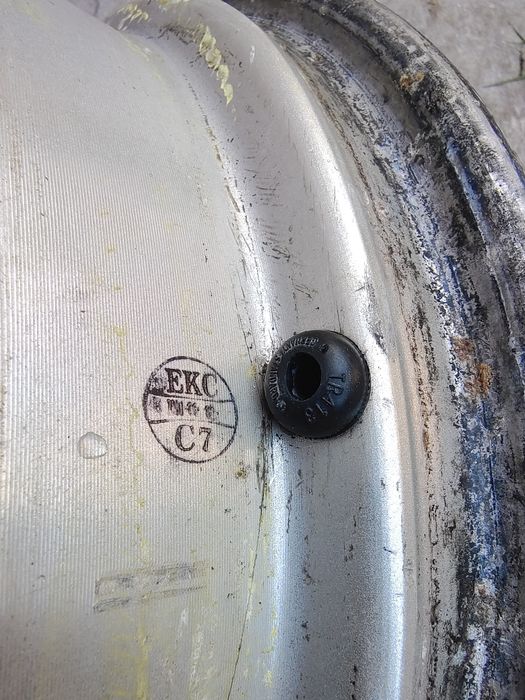 Jante R15, 5x114.3 originale Mazda si alte marci auto, lista e mai jos