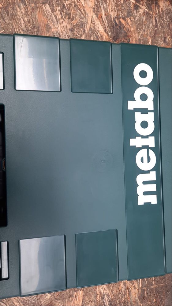 Bormasina metabo noua