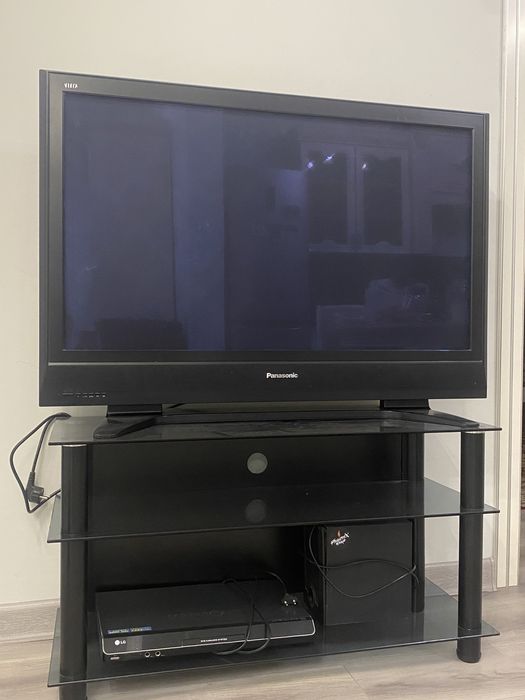 Плазменный телевизор Panasonic TH-R42PV7 с диагональю дисплея 42 дюйма