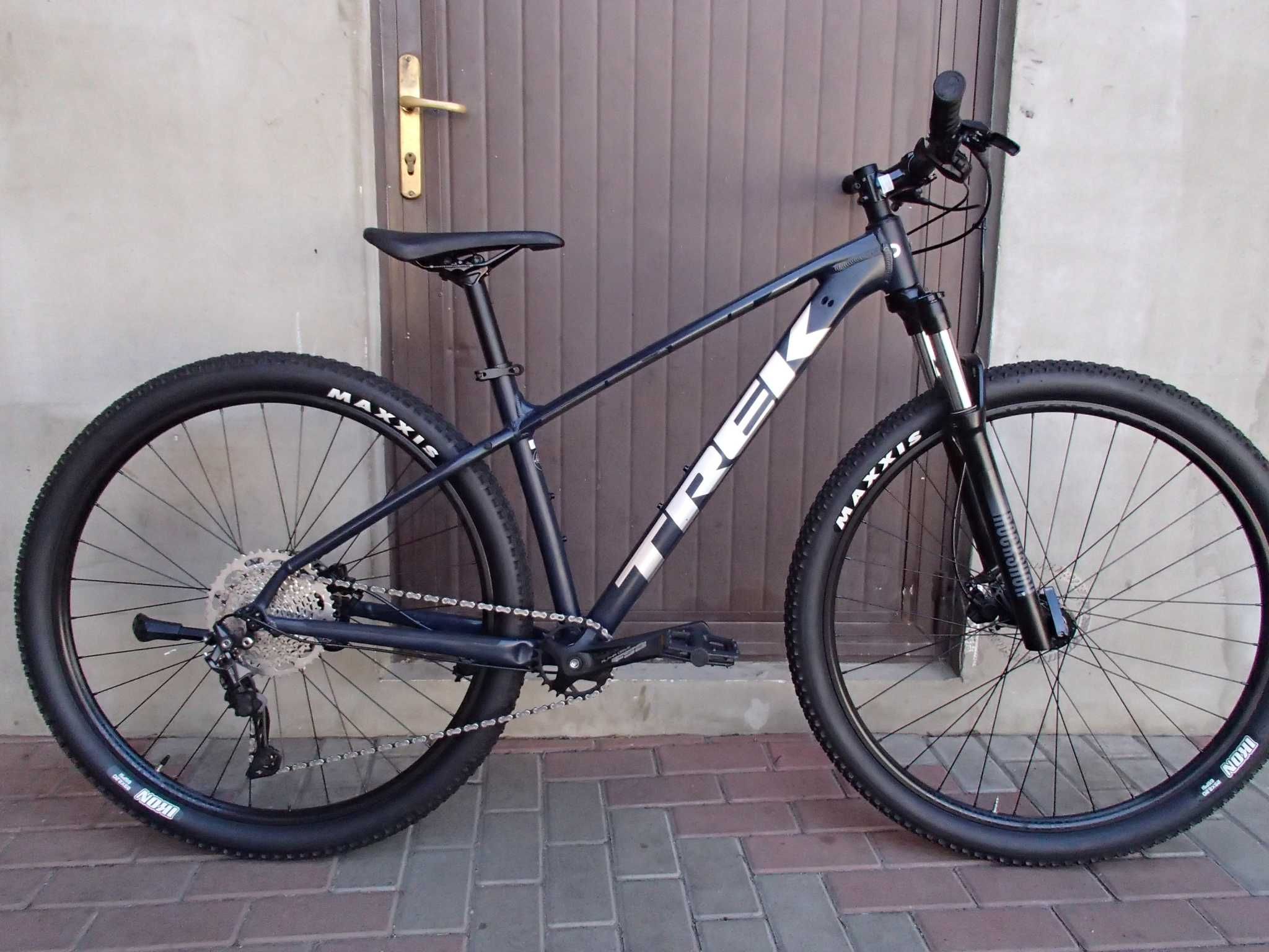 Trek Marlin 7 Roti 29- Frana Hidraulica Pe Disc, Rock Shox-Model nou