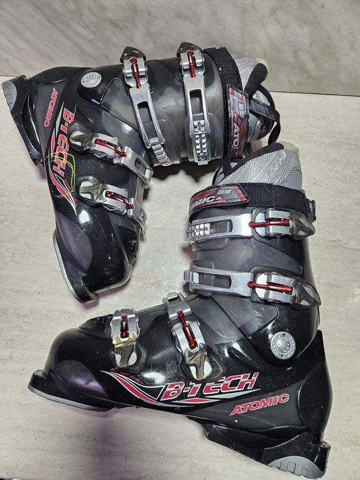 Clapari ski schi Atomic  mondo   27,5-28 corespunde mărimii 42-43