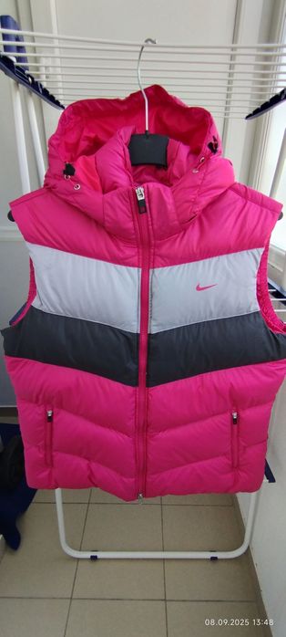 Vestă damă din puf Nike originală, mărimea XL