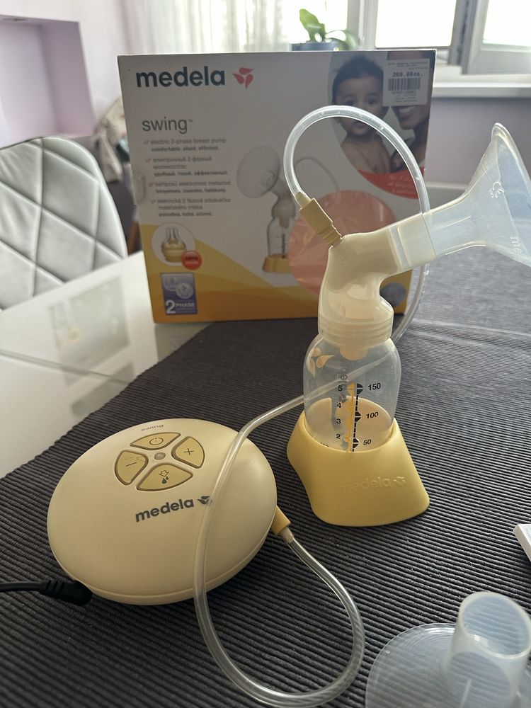 Електрическа помпа за кърма Medela Swing