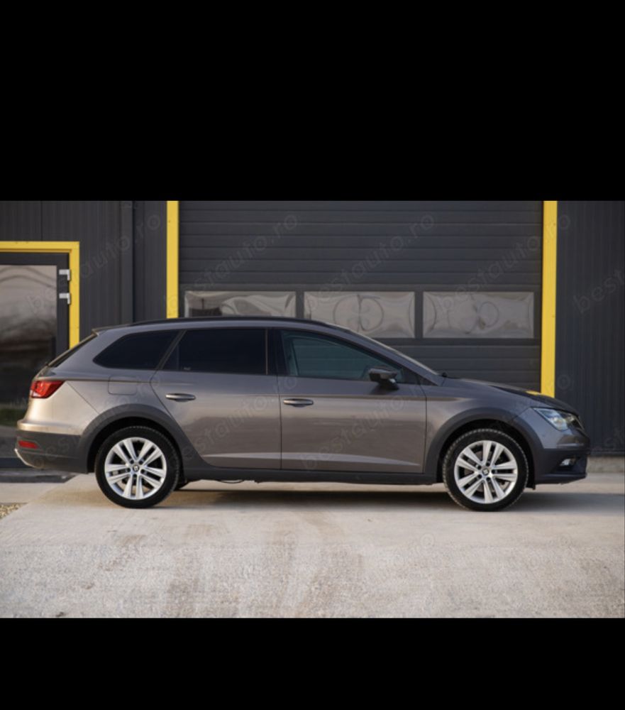Vând SEAT LEON EXPERIENCE 2015 2.0 automat