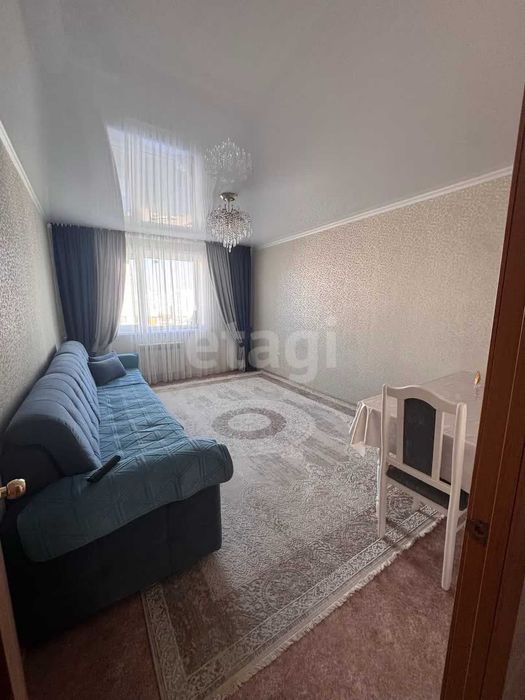 Продается хорошая, трехкомнатная квартира район Азропорт.