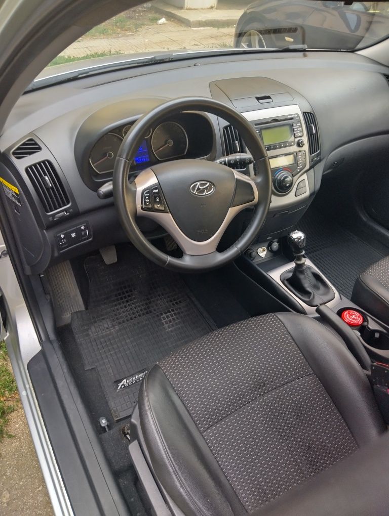 Хюндай i30 1.6CRD