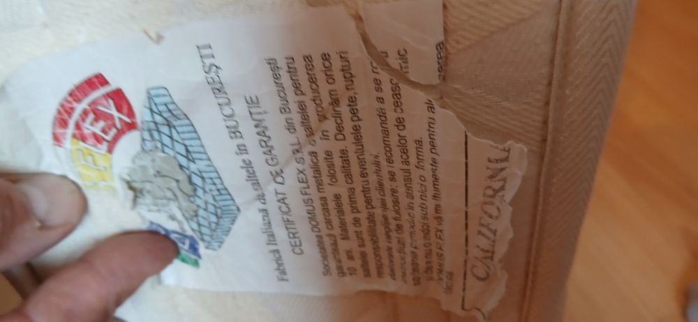 Saltea  DOMUS-FLEX pentru pat dublu culoare alb cu bej dim. 160/200 cm