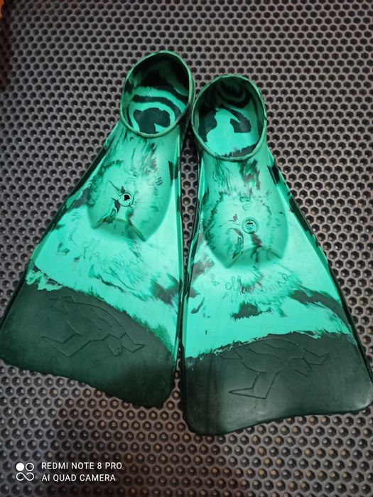 Продам ласты в хорошем состоянии