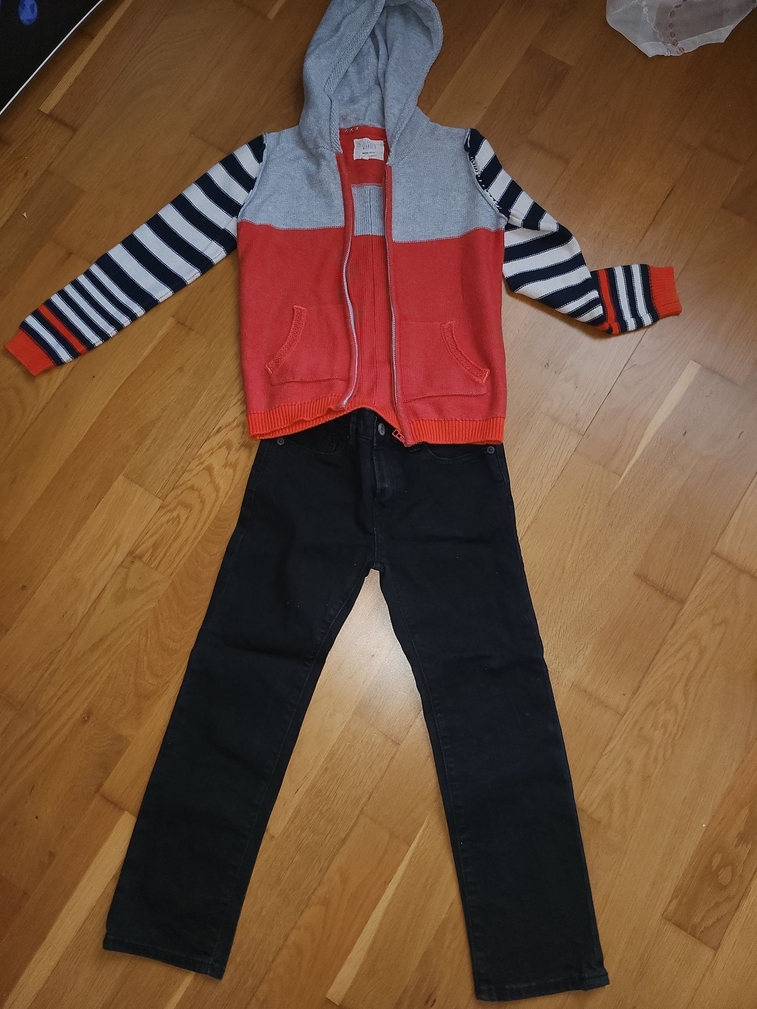 Gap дънки и жилетка