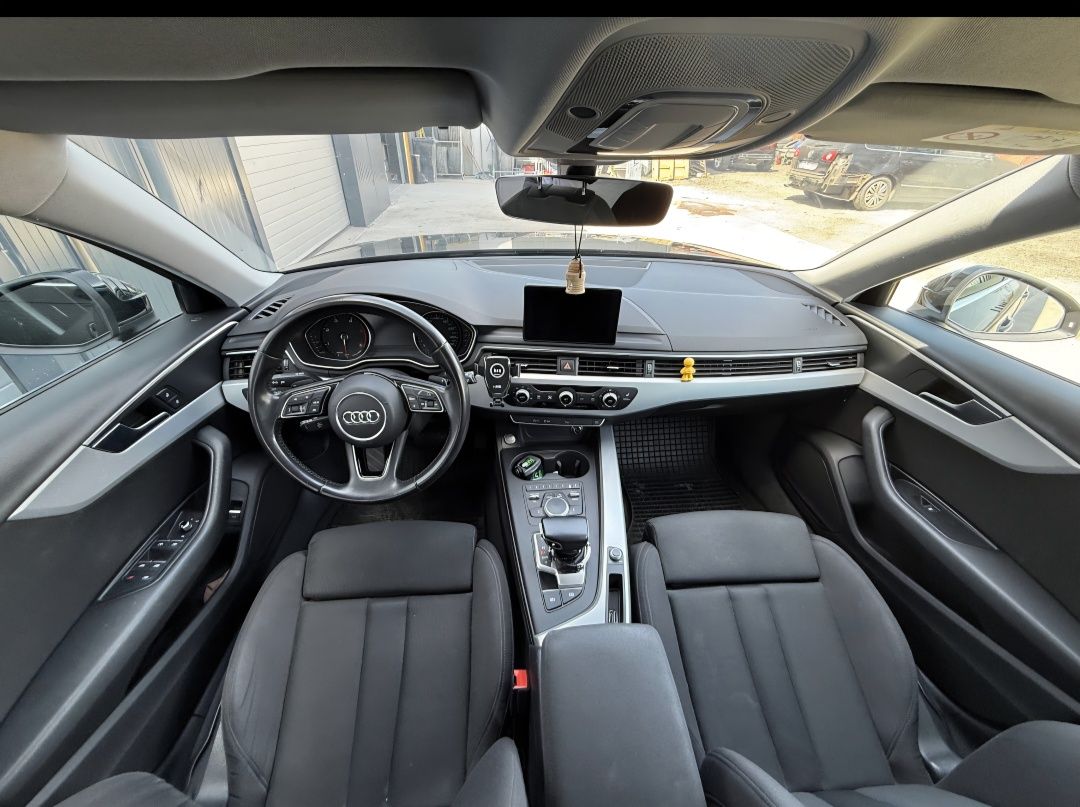 Audi A4 Avant, anul 2017, motor 2.0 TDI, 1 50 CP EURO 6