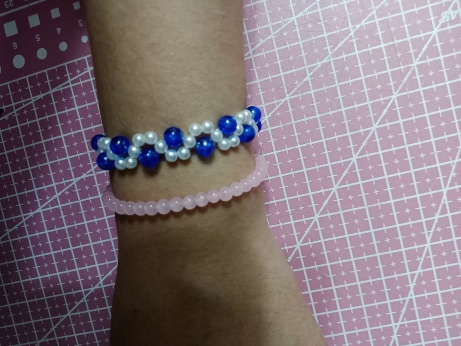 продам браслеты из бусин