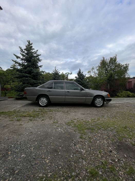 Mercedes 200E W124 A/C