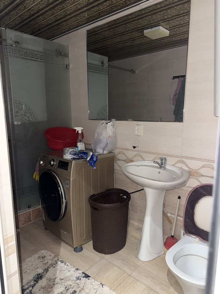Сдается в аренду 3х ком.кв на 3 этаже Азиз базар