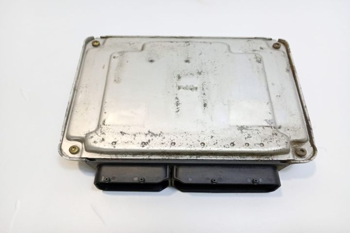 ECU  Calculator Motor 038906012FA Volkswagen VW Bora prima generatie