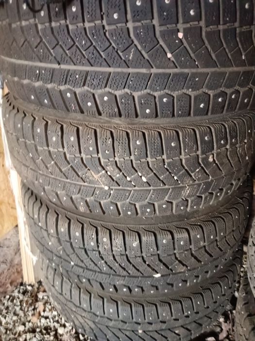 Продам зимние шины