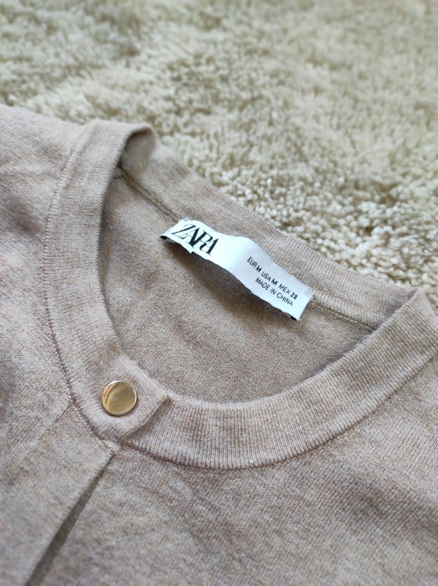 Zara, жилетка размер М