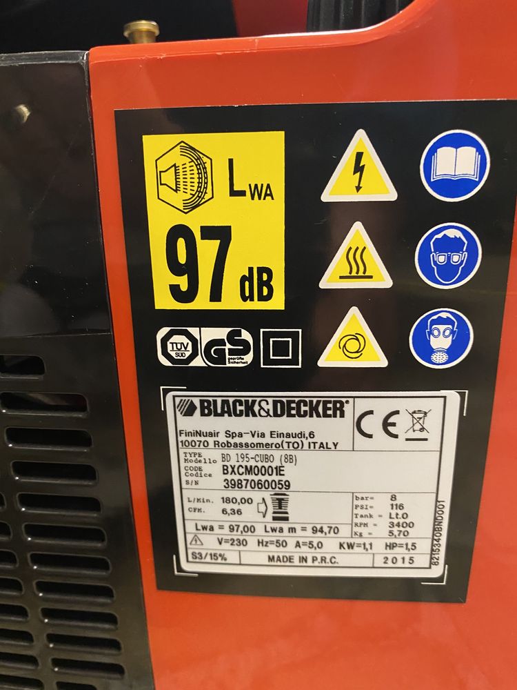 Compresor Black and decker BXCM001E NOU