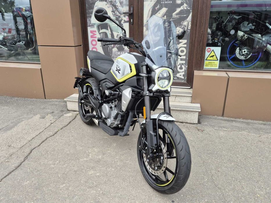 CF Moto 300CL-X ABS 1800 km A2 2024 ~ Garantie 2028 ~