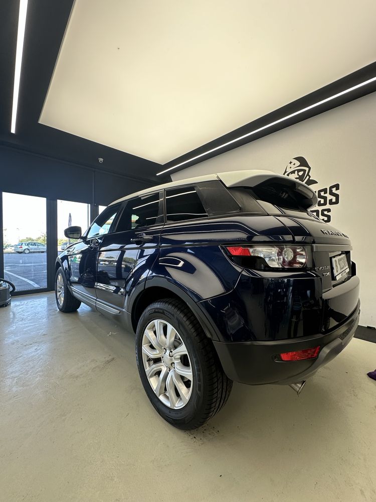 Еднорог Land Rover Evoque 2.2 2015