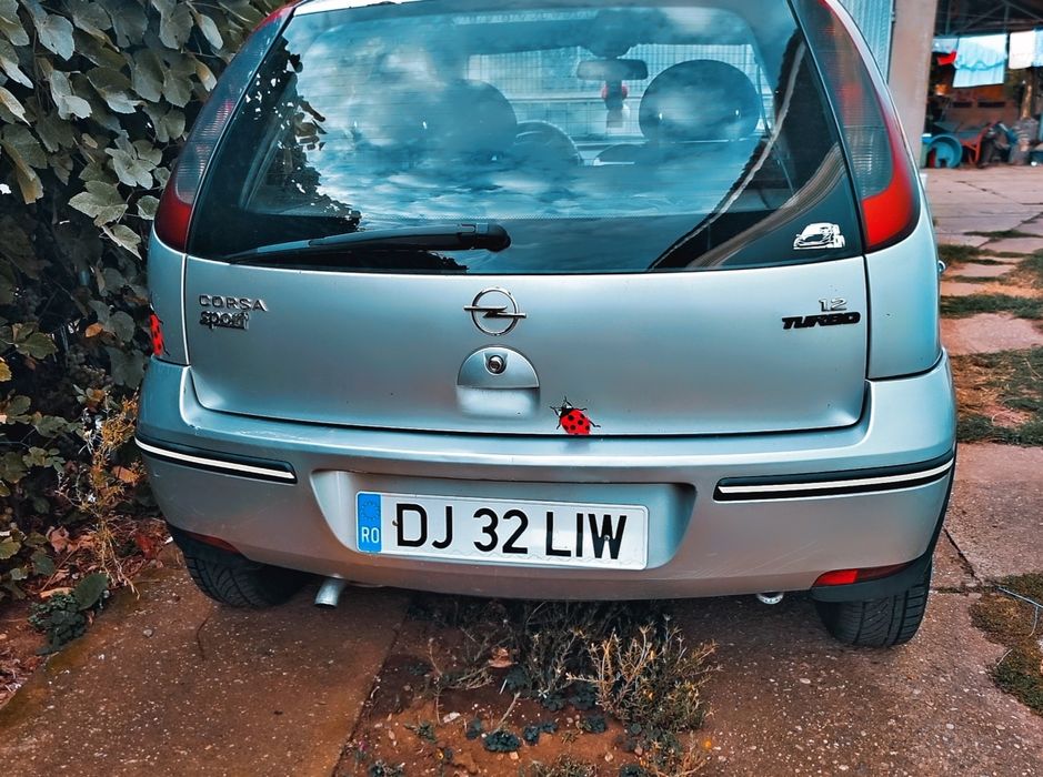 Opel corsa C 1.2 benzină