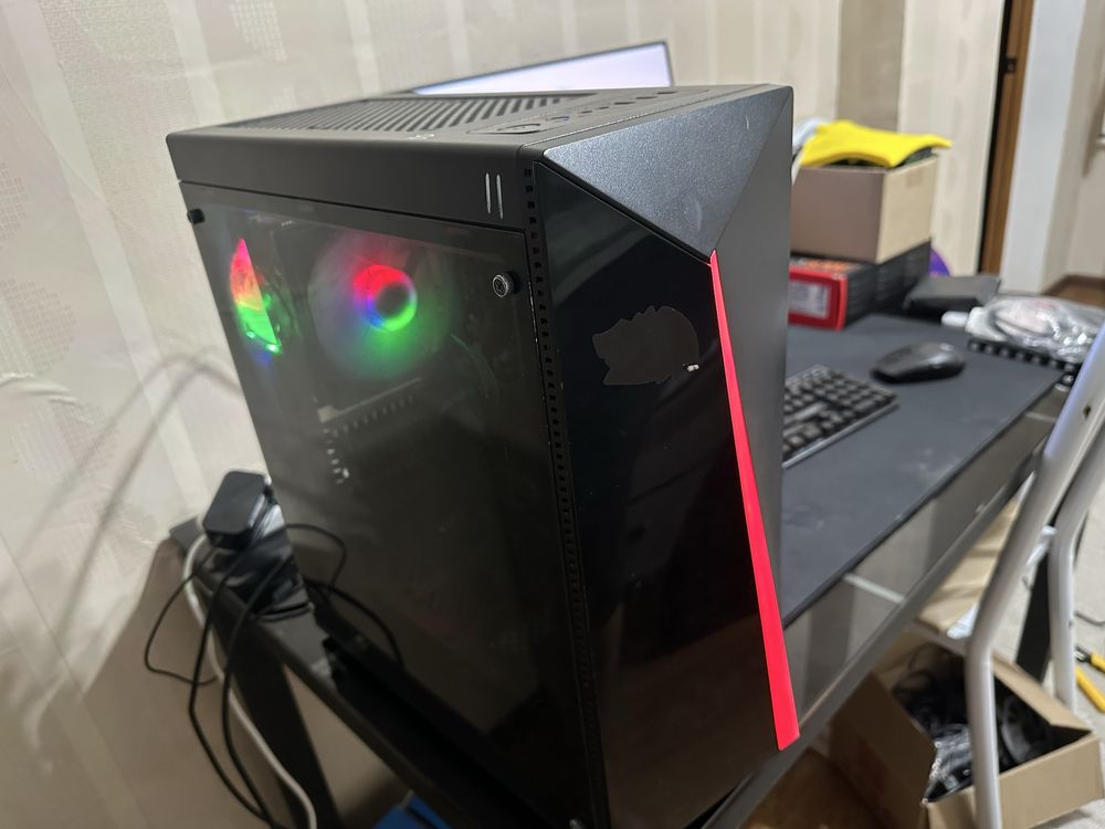Core i7 7700, ddr4 16gb, gtx 1060 6gb