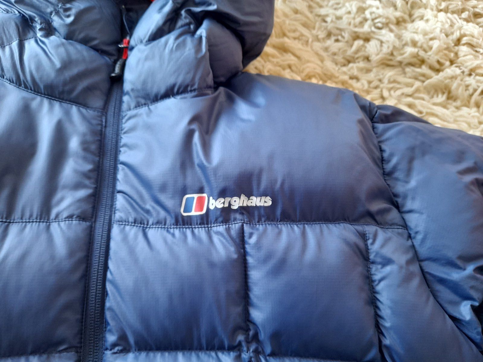 Яке Berghaus Popena