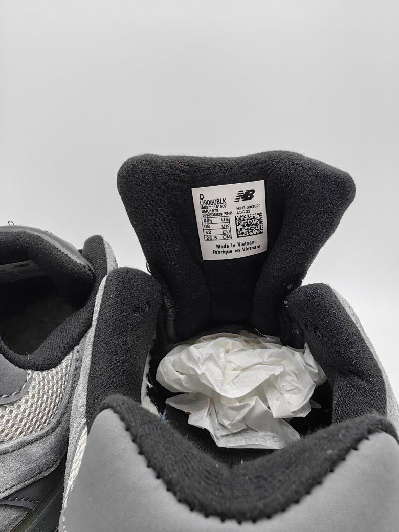 New Balance 9060
