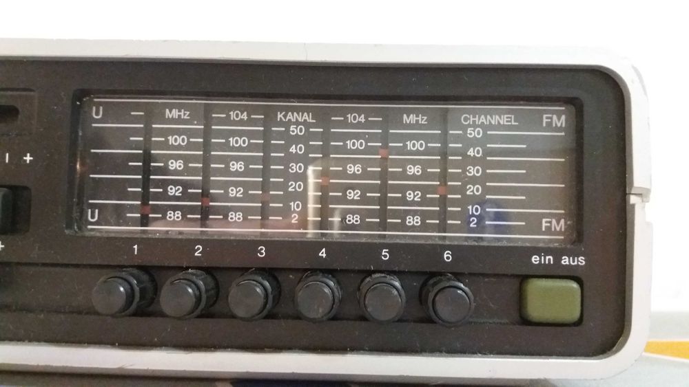 Blaupunkt mega clock 4000