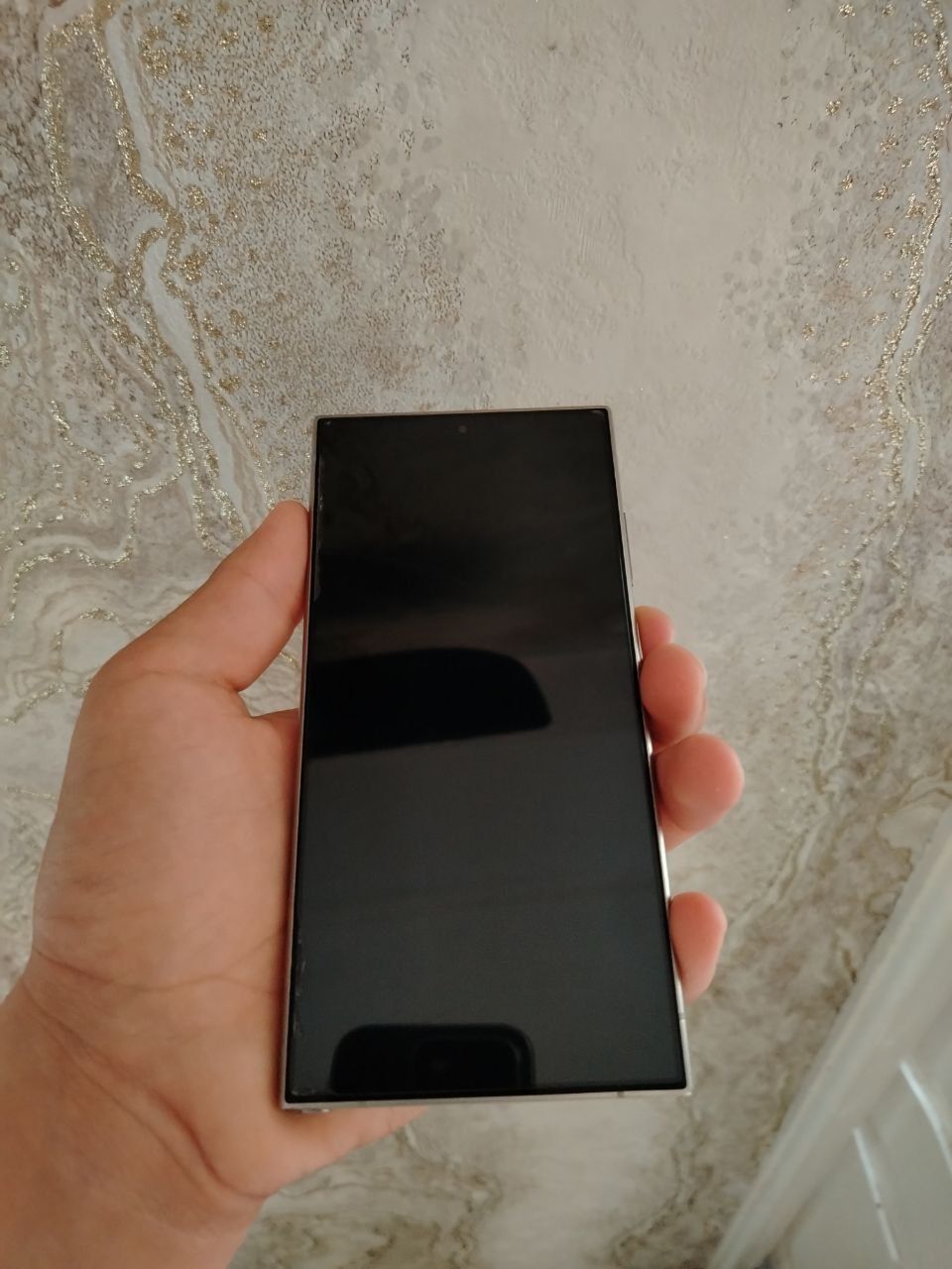 S24ultra sotiladi