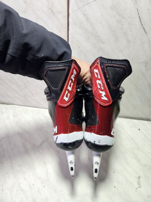 Patine 2066 hochei hockey CCM Jetspeed 485  marime  37-38 ( 24  cm)