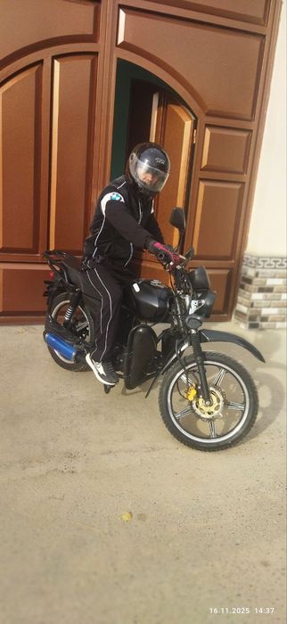 Альфа турист мопед