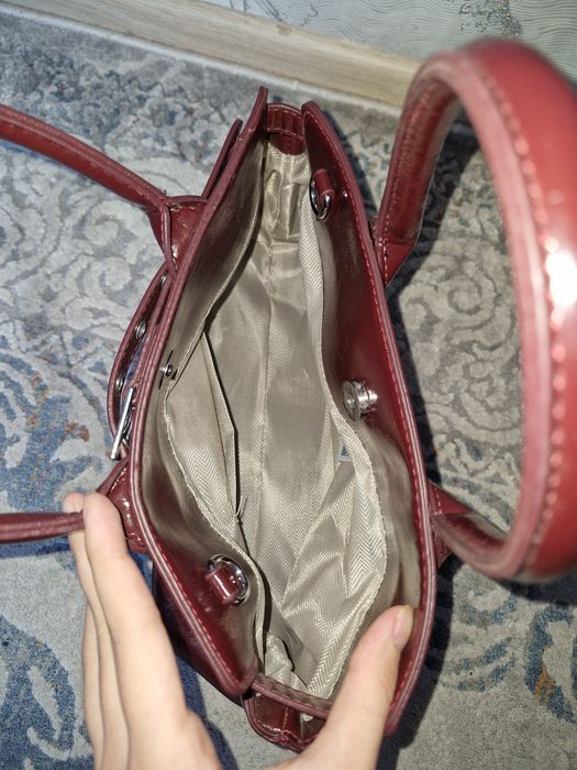 Qizlar uchun bordoviy sumka/Женская бордовая сумка