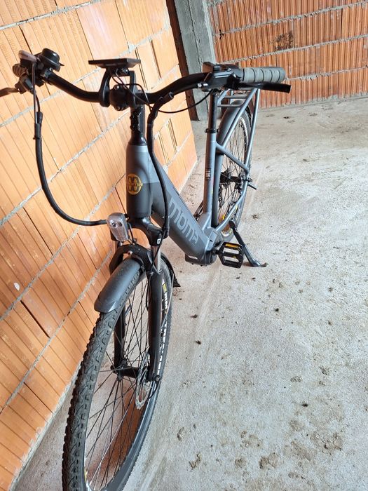 Bicicleta electrica 48v moma