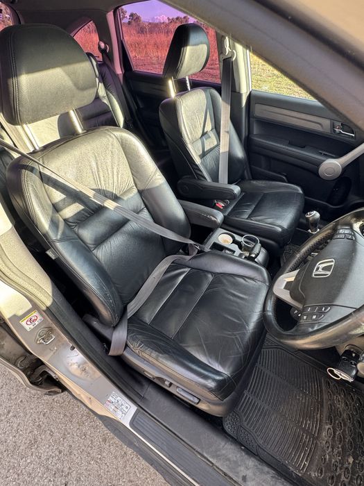 HONDA CR-V 2011 г